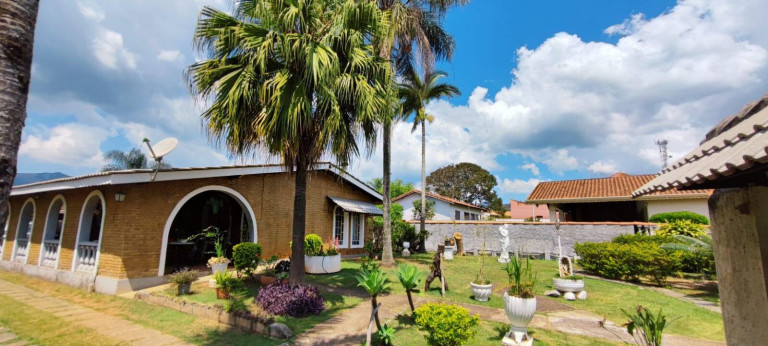 Imagem Casa com 4 Quartos à Venda, 970 m² em Jardim Centenário - Atibaia