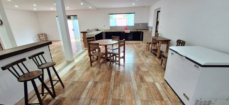 Imagem Casa com 4 Quartos à Venda, 360 m² em Jardim Beira Mar - Peruíbe