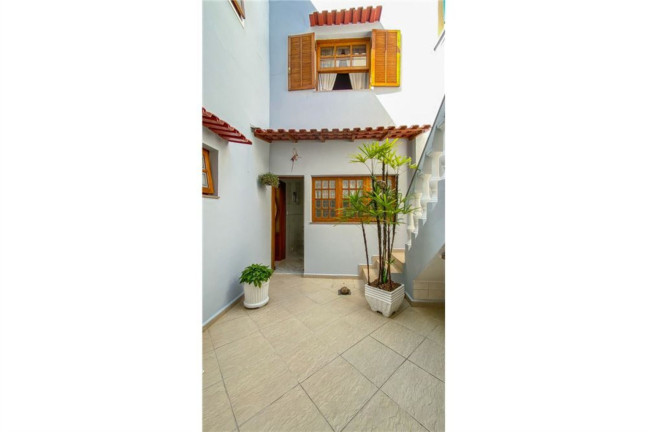 Imagem Casa à Venda, em Cambuci - São Paulo Imagem Casa à Venda, em Cambuci - São Paulo