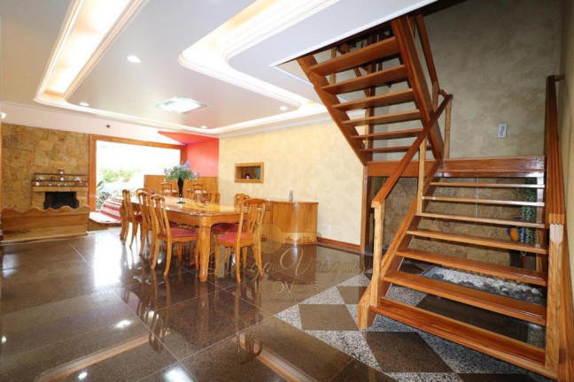 Imagem Casa com 5 Quartos à Venda, 985 m² em Parque Do Imbui - Teresópolis Imagem Casa com 5 Quartos à Venda, 985 m² em Parque Do Imbui - Teresópolis