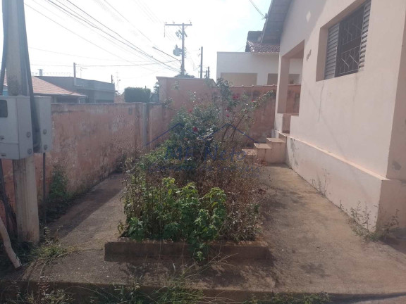 Imagem Casa com 6 Quartos à Venda, 490 m² em Centro - Pirassununga