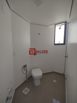 Imagem Apartamento com 3 Quartos à Venda, 197 m² em Centro - Florianópolis Imagem Apartamento com 3 Quartos à Venda, 197 m² em Centro - Florianópolis