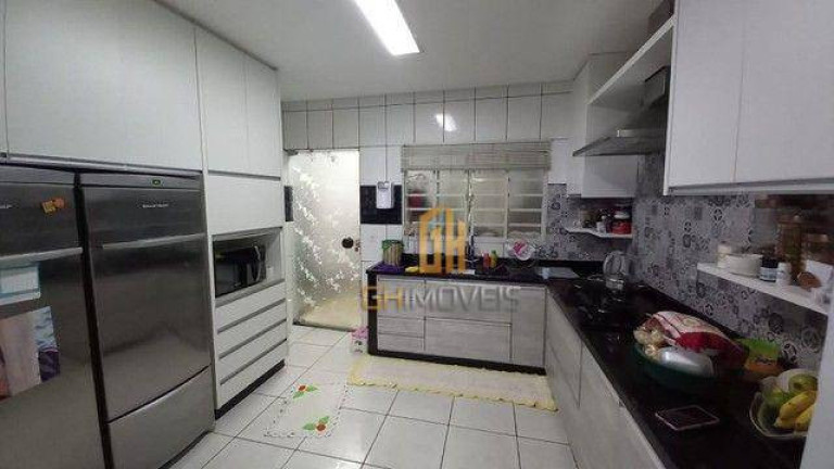 Imagem Casa com 3 Quartos à Venda, 140 m² em Jardim Helvécia - Aparecida De Goiânia