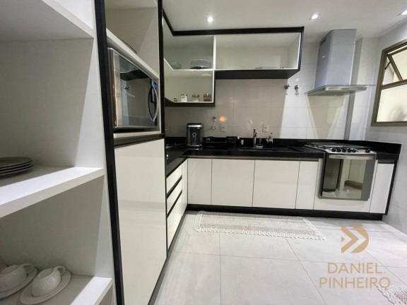 Imagem Apartamento com 3 Quartos à Venda, 122 m² em Canto Do Forte - Praia Grande
