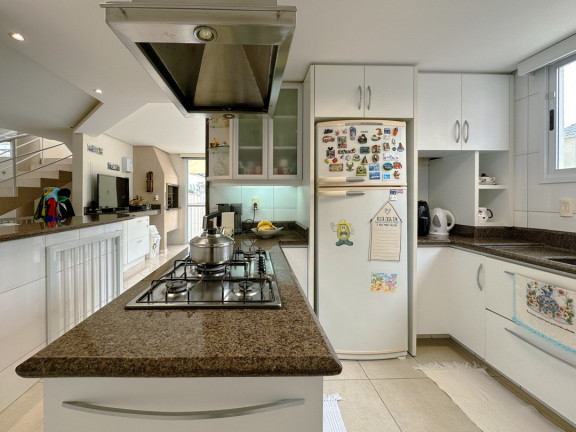 Imagem Casa com 3 Quartos à Venda, 334 m² em Capoeiras - Florianópolis