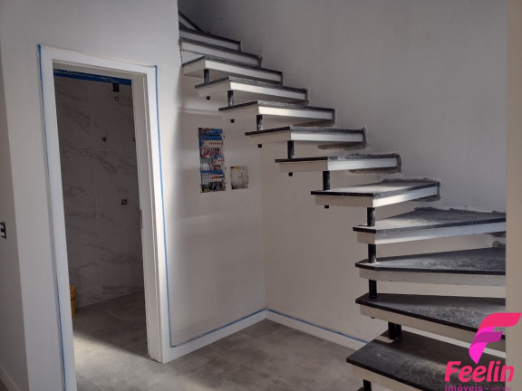 Imagem Casa com 4 Quartos à Venda, 199 m² em Rio Tavares - Florianópolis