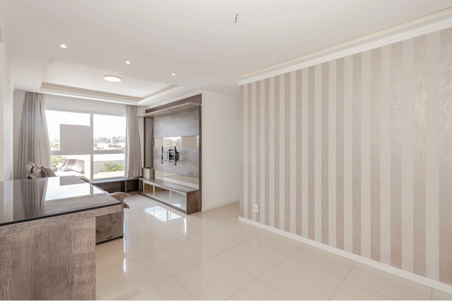 Imóvel com 3 Quartos à Venda, 71 m² em Cavalhada - Porto Alegre