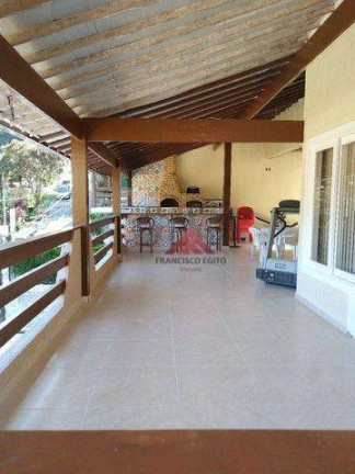 Imagem Casa com 4 Quartos à Venda, 390 m² em Matapaca - Niterói Imagem Casa com 4 Quartos à Venda, 390 m² em Matapaca - Niterói