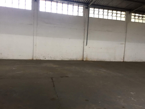 Galpão para Alugar, 600 m² em Santana - Pindamonhangaba