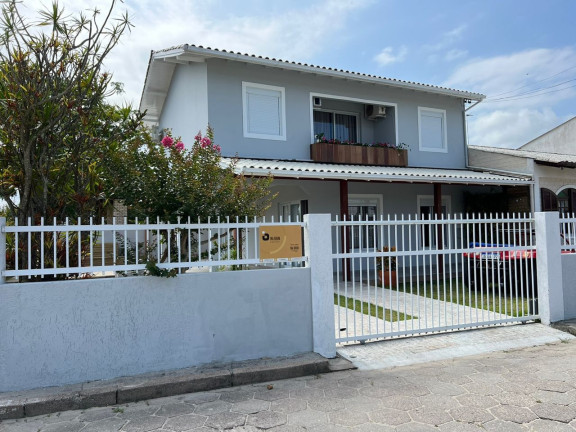 Imagem Sobrado com 4 Quartos à Venda, 190 m² em Enseada Da Pinheira - Palhoça Imagem Sobrado com 4 Quartos à Venda, 190 m² em Enseada Da Pinheira - Palhoça