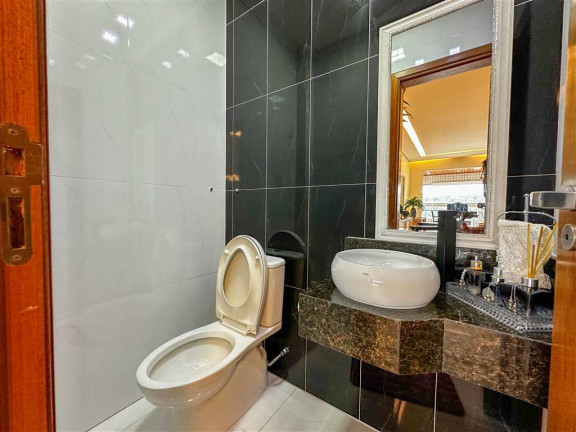 Imagem Apartamento com 4 Quartos à Venda, 205 m² em Forte - Praia Grande