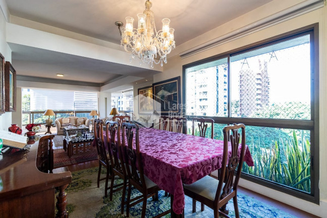 Imagem Apartamento com 3 Quartos à Venda, 195 m² em Moema - São Paulo Imagem Apartamento com 3 Quartos à Venda, 195 m² em Moema - São Paulo