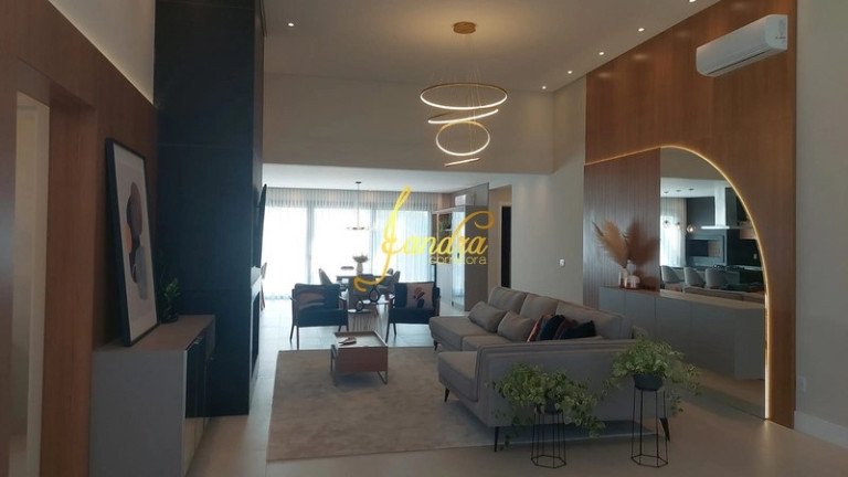 Imagem Casa de Condomínio com 4 Quartos à Venda, 252 m² em Remanso - Xangri-la