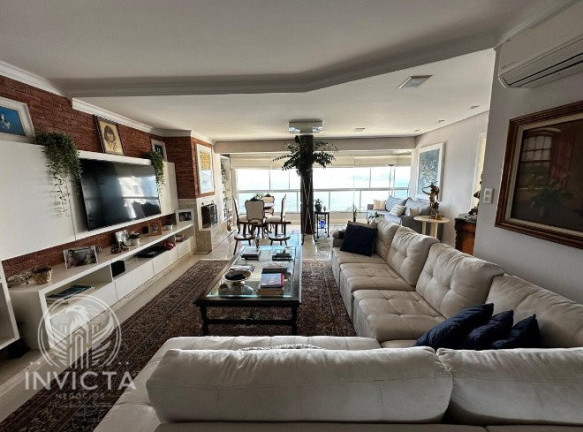 Apartamento com 4 Quartos à Venda, 250 m² em Centro - Balneário Camboriú
