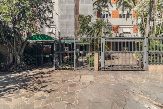 Imagem Imóvel com 3 Quartos à Venda, 158 m² em Floresta - Porto Alegre Imagem Imóvel com 3 Quartos à Venda, 158 m² em Floresta - Porto Alegre