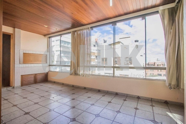 Apartamento com 3 Quartos à Venda, 190 m² em Petrópolis - Porto Alegre