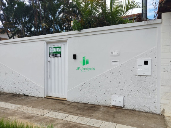Casa com 3 Quartos para Alugar, 1 m² em Todos Os Santos - Montes Claros
