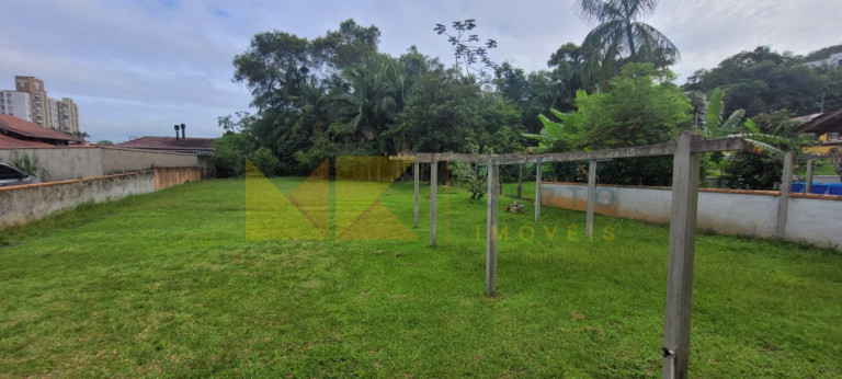 Imagem Casa com 3 Quartos à Venda, 203 m² em água Verde - Blumenau Imagem Casa com 3 Quartos à Venda, 203 m² em água Verde - Blumenau