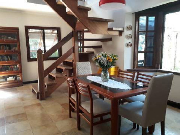 Imagem Casa com 4 Quartos à Venda, 660 m² em Piratininga - Niterói