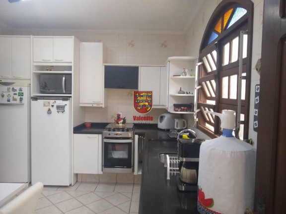 Imagem Casa com 3 Quartos à Venda, em Capoeiras - Florianópolis Imagem Casa com 3 Quartos à Venda, em Capoeiras - Florianópolis