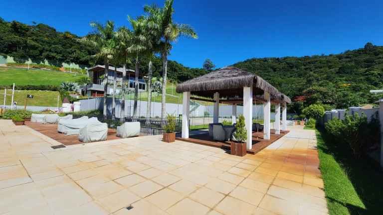 Imagem Terreno à Venda, 1.279 m² em Estaleirinho - Balneário Camboriú Imagem Terreno à Venda, 1.279 m² em Estaleirinho - Balneário Camboriú