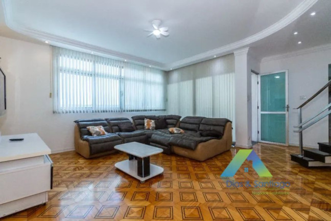 Sobrado com 4 Quartos para Alugar, 300 m² em Jardim Da Saúde - São Paulo