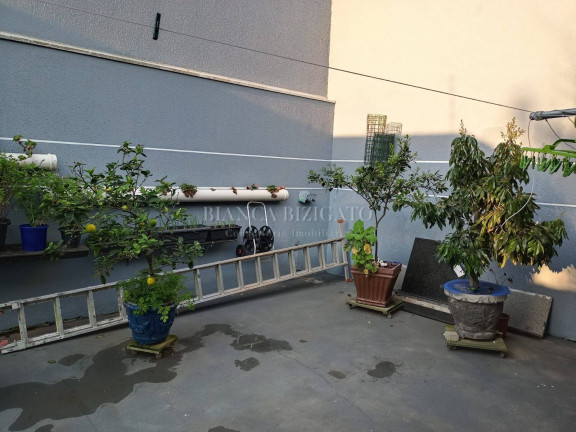 Imagem Casa com 5 Quartos à Venda, 338 m² em Ahú - Curitiba