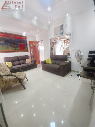 Imagem Casa com 2 Quartos à Venda, 100 m² em Ocian - Praia Grande Imagem Casa com 2 Quartos à Venda, 100 m² em Ocian - Praia Grande