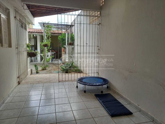 Imagem Casa com 4 Quartos à Venda, 360 m² em Neópolis - Natal