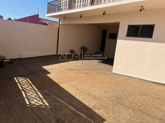 Imagem Sobrado com 3 Quartos à Venda, 300 m² em Centro - Botucatu