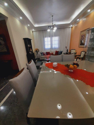 Imagem Sobrado com 4 Quartos para Alugar, 353 m² em Vila Paraíba - Guaratinguetá
