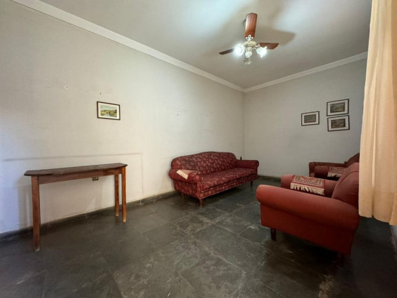 Imagem Casa com 3 Quartos à Venda, 210 m² em Setor Campinas - Goiânia