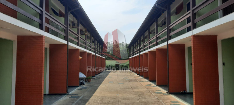 Imagem Imóvel com 2 Quartos à Venda, 80 m²