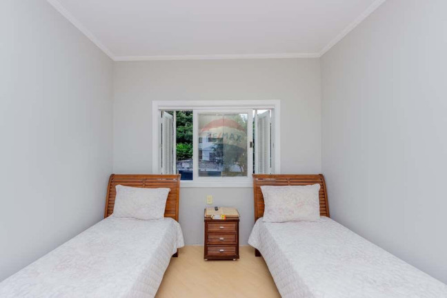 Imagem Casa com 3 Quartos à Venda, 222 m² em Jardim Prudência - São Paulo Imagem Casa com 3 Quartos à Venda, 222 m² em Jardim Prudência - São Paulo