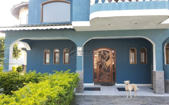 Imagem Sobrado com 4 Quartos à Venda, 710 m² em Solemar - Praia Grande