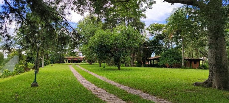 Imagem Imóvel com 7 Quartos à Venda, 1.297.120 m² em Vila Bom Jesus - Sorocaba Imagem Imóvel com 7 Quartos à Venda, 1.297.120 m² em Vila Bom Jesus - Sorocaba