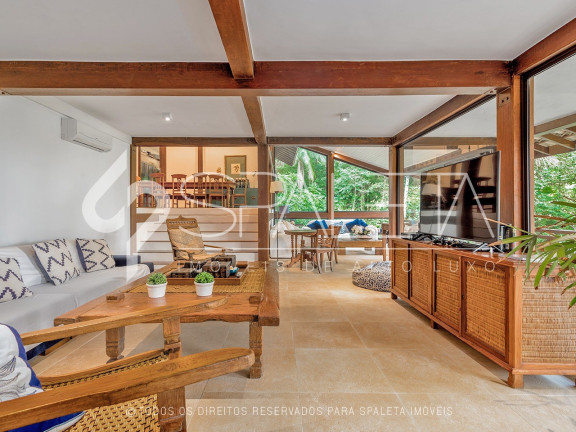 Imagem Casa com 7 Quartos à Venda, em Praia De Iporanga - Guarujá Imagem Casa com 7 Quartos à Venda, em Praia De Iporanga - Guarujá
