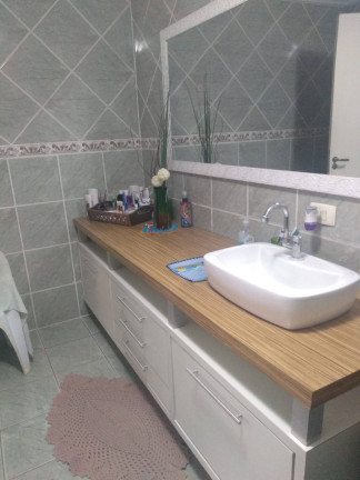 Imagem Casa com 3 Quartos à Venda, 178 m² em Metalúrgicos - Osasco Imagem Casa com 3 Quartos à Venda, 178 m² em Metalúrgicos - Osasco
