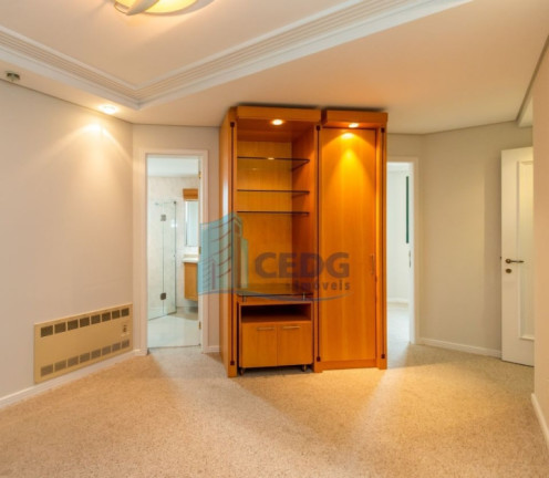 Imagem Apartamento com 3 Quartos à Venda, 149 m² em Centro - Curitiba