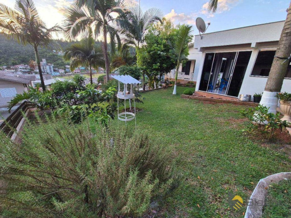 Imagem Casa com 3 Quartos à Venda, 140 m² em Bela Vista - Itapiranga