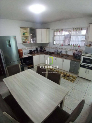 Imagem Casa com 6 Quartos à Venda, 310 m² em São Vicente - Itajaí Imagem Casa com 6 Quartos à Venda, 310 m² em São Vicente - Itajaí