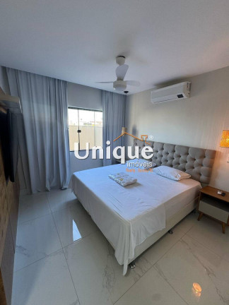Imagem Casa com 3 Quartos à Venda, 425 m² em Estrada Do Guriri - Cabo Frio