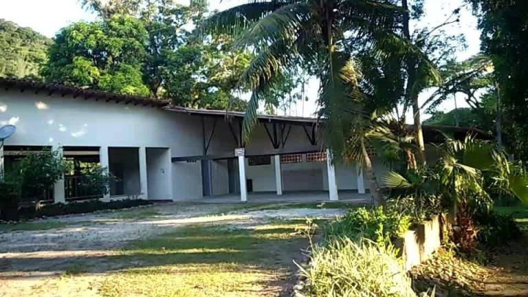 Imagem Casa com 6 Quartos à Venda, 400 m² em Camorim - Rio De Janeiro Imagem Casa com 6 Quartos à Venda, 400 m² em Camorim - Rio De Janeiro