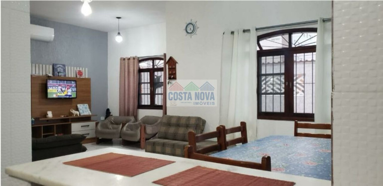 Imagem Casa com 3 Quartos à Venda, 160 m² Imagem Casa com 3 Quartos à Venda, 160 m²