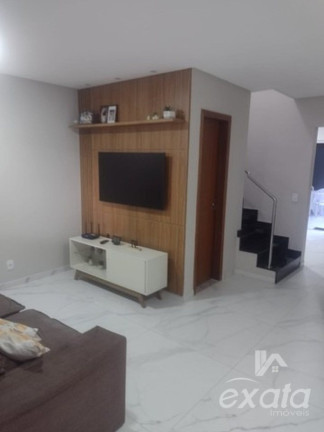 Imagem Sobrado com 3 Quartos à Venda, 132 m² em Colina De Laranjeiras - Serra
