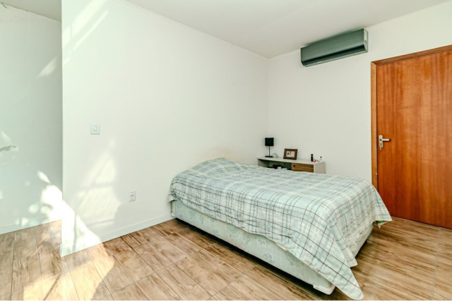 Imagem Casa com 4 Quartos à Venda, 352 m² em Jardim São Pedro - Porto Alegre
