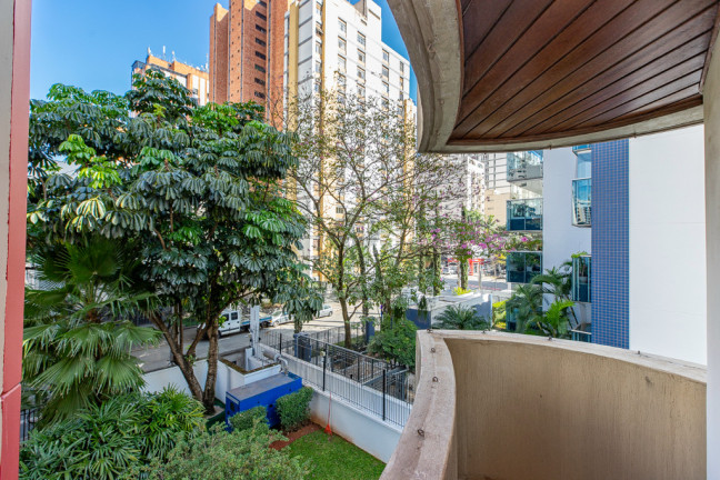 Imagem Apartamento com 4 Quartos à Venda, 200 m² em Moema - São Paulo Imagem Apartamento com 4 Quartos à Venda, 200 m² em Moema - São Paulo