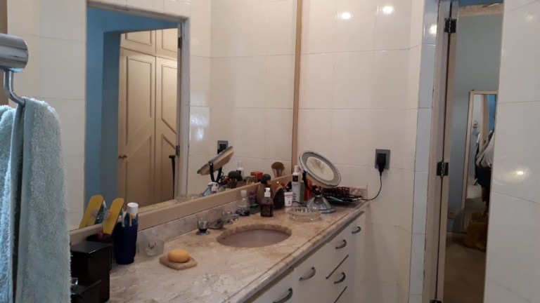 Imagem Apartamento com 3 Quartos à Venda, 170 m² em Copacabana - Rio De Janeiro