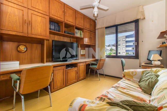 Imagem Apartamento com 3 Quartos à Venda, 121 m² em Auxiliadora - Porto Alegre Imagem Apartamento com 3 Quartos à Venda, 121 m² em Auxiliadora - Porto Alegre