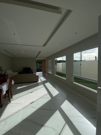 Imagem Casa com 6 Quartos à Venda, 450 m² em Vila De Abrantes (abrantes) - Camaçari Imagem Casa com 6 Quartos à Venda, 450 m² em Vila De Abrantes (abrantes) - Camaçari